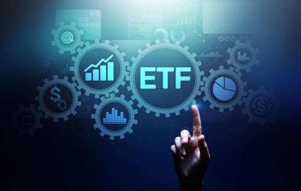 qtrade vs wealthsimple trade