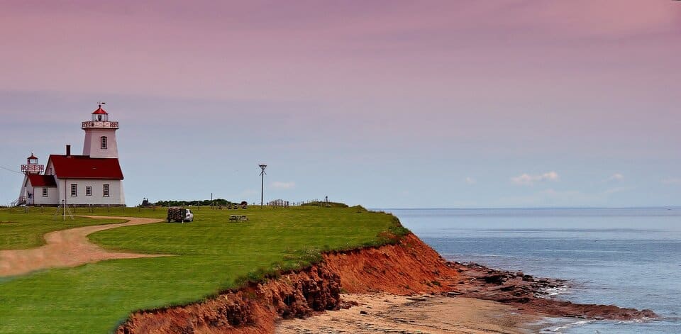 image showing a lighthouse at prince edward island in canada